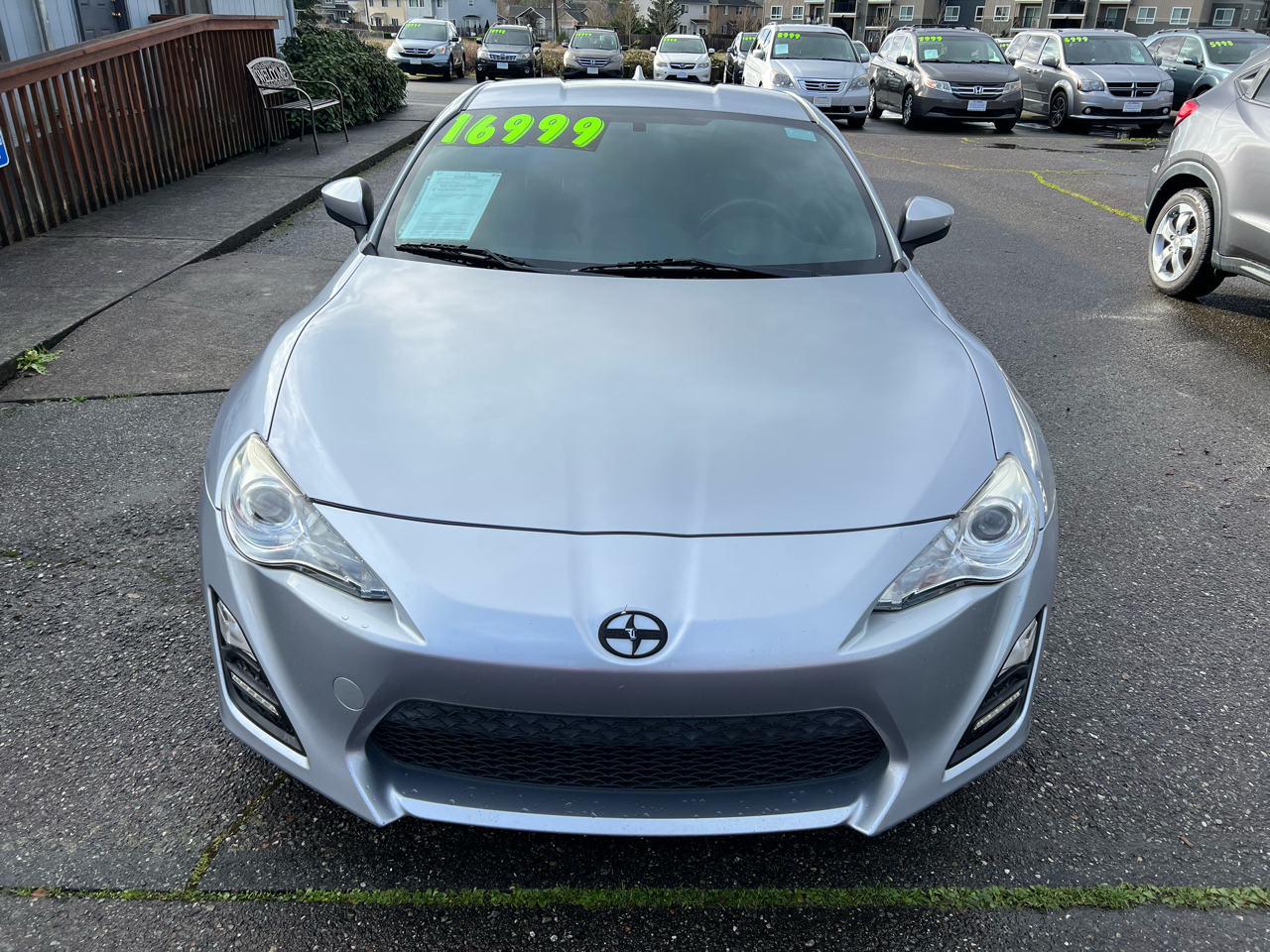 Scion FR-S 2dr Cpe Auto (Natl) 2015