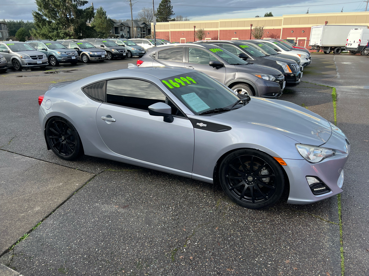 Scion FR-S 2dr Cpe Auto (Natl) 2015