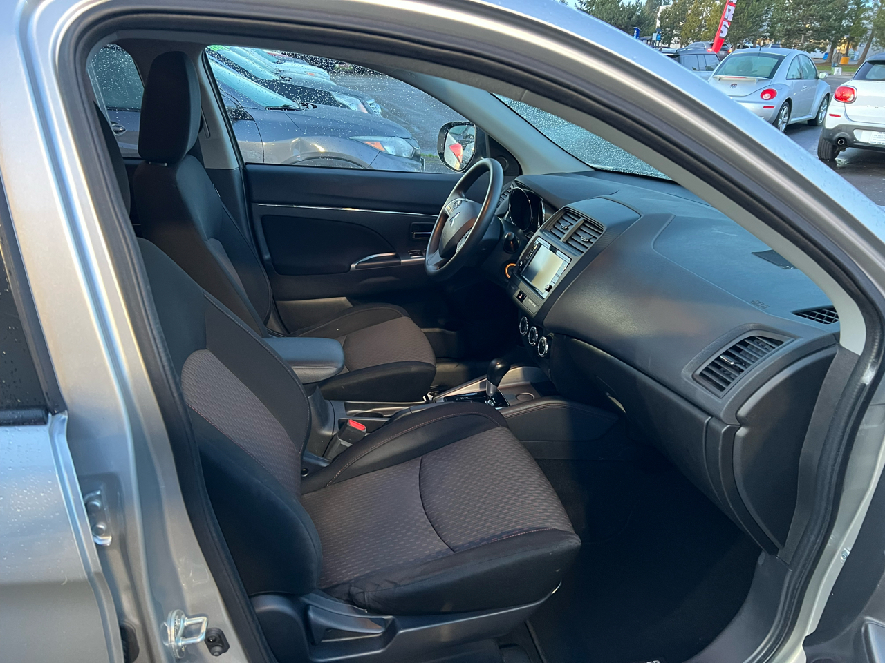 Mitsubishi Outlander Sport ES 2.0 CVT 2019