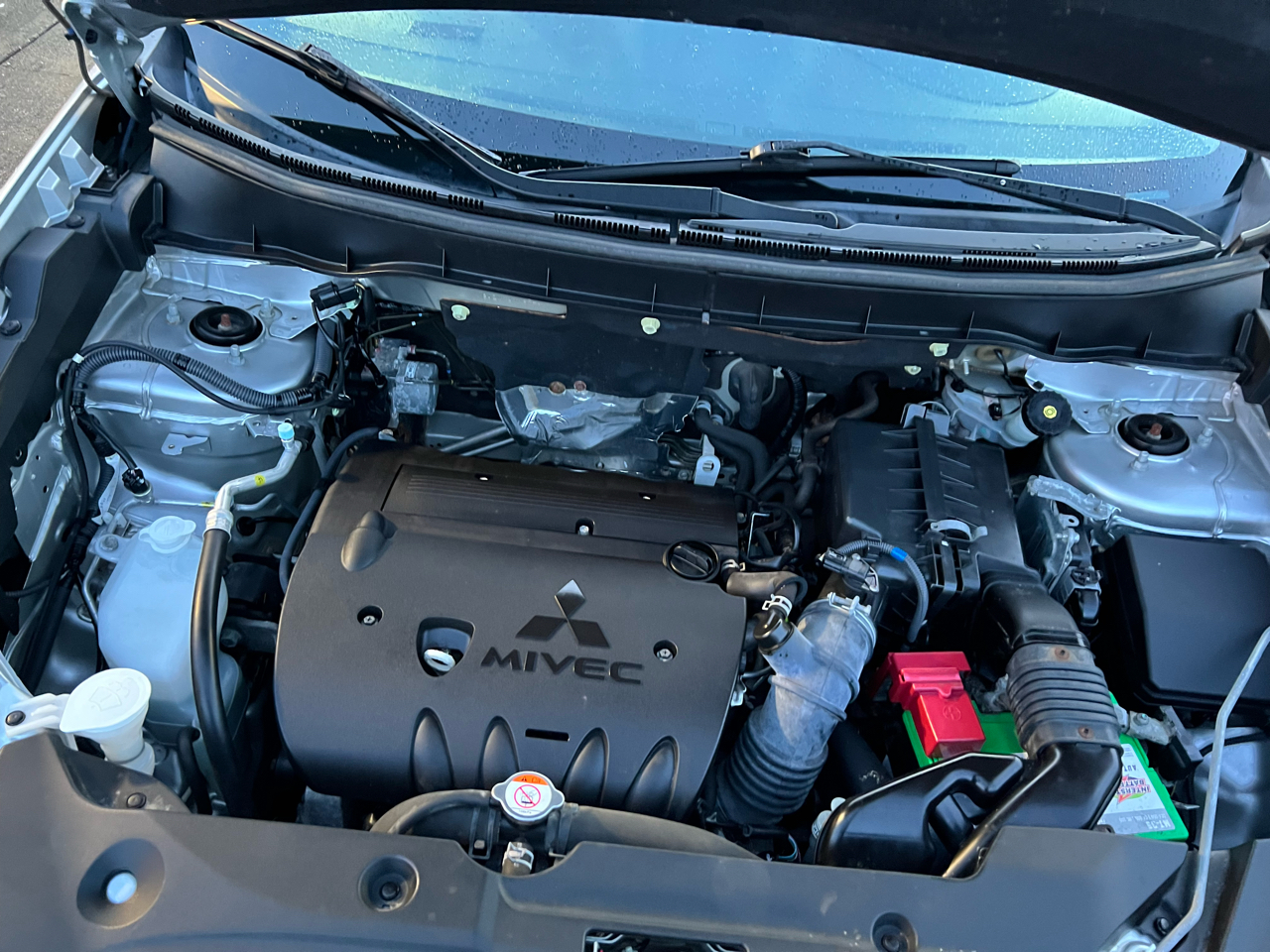 Mitsubishi Outlander Sport ES 2.0 CVT 2019