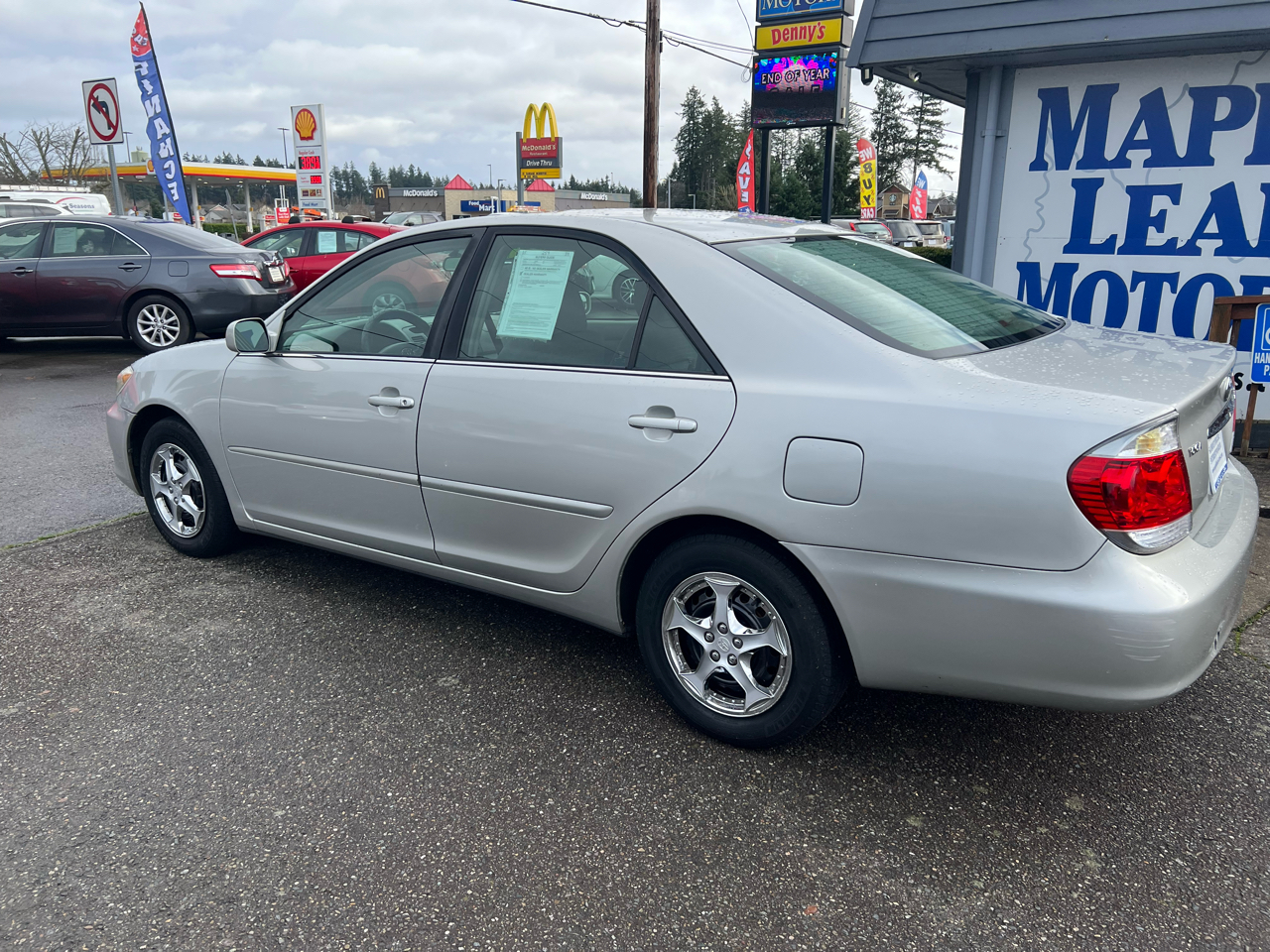 Toyota Camry 4dr Sdn LE Auto (Natl) 2006