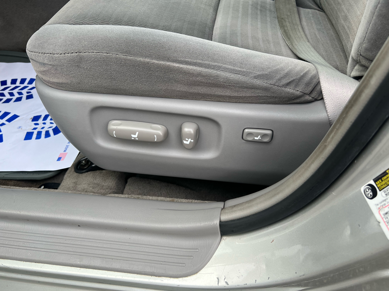 Toyota Camry 4dr Sdn LE Auto (Natl) 2006