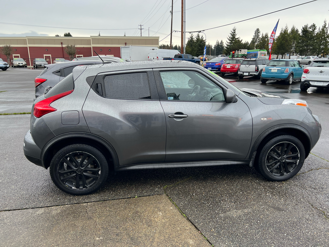 Nissan Juke 5dr Wgn CVT SV AWD 2013