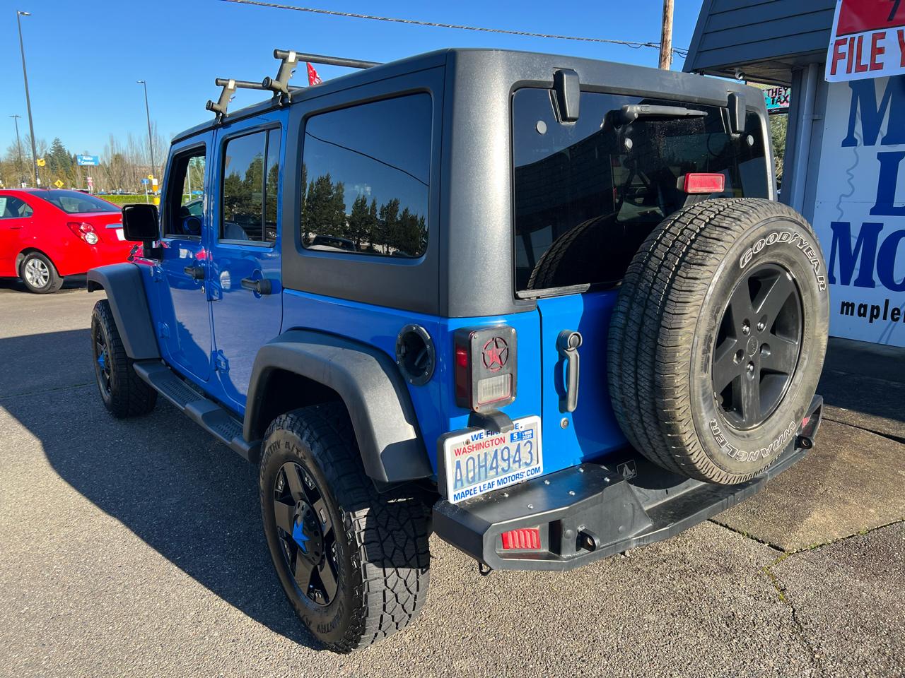 Jeep Wrangler Unlimited 4WD 4dr Sport 2011