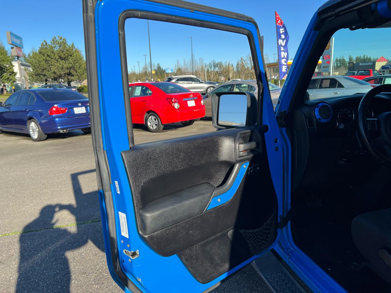 Jeep Wrangler Unlimited 4WD 4dr Sport 2011