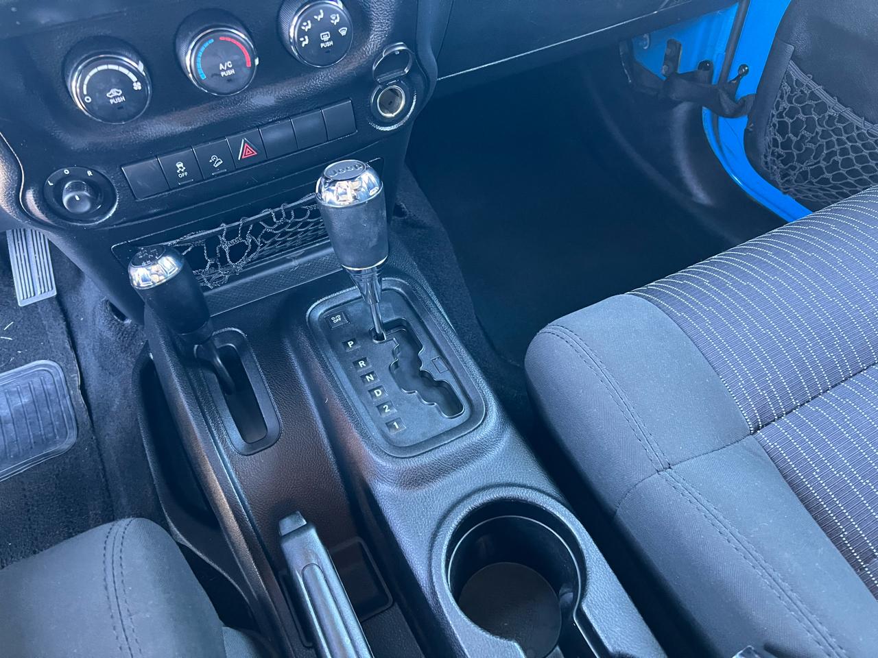 Jeep Wrangler Unlimited 4WD 4dr Sport 2011