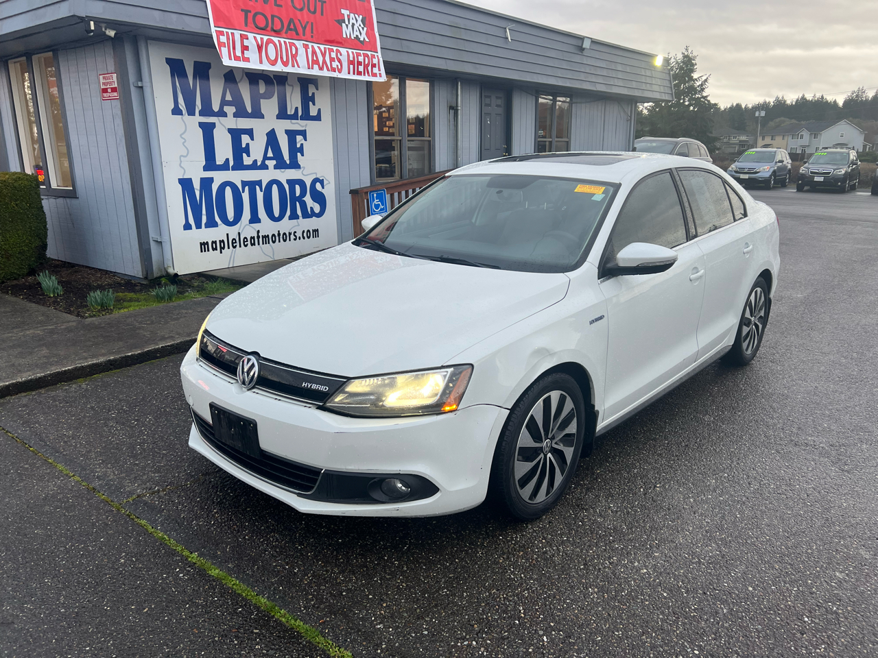 Volkswagen Jetta Sedan 4dr DSG Hybrid 2014