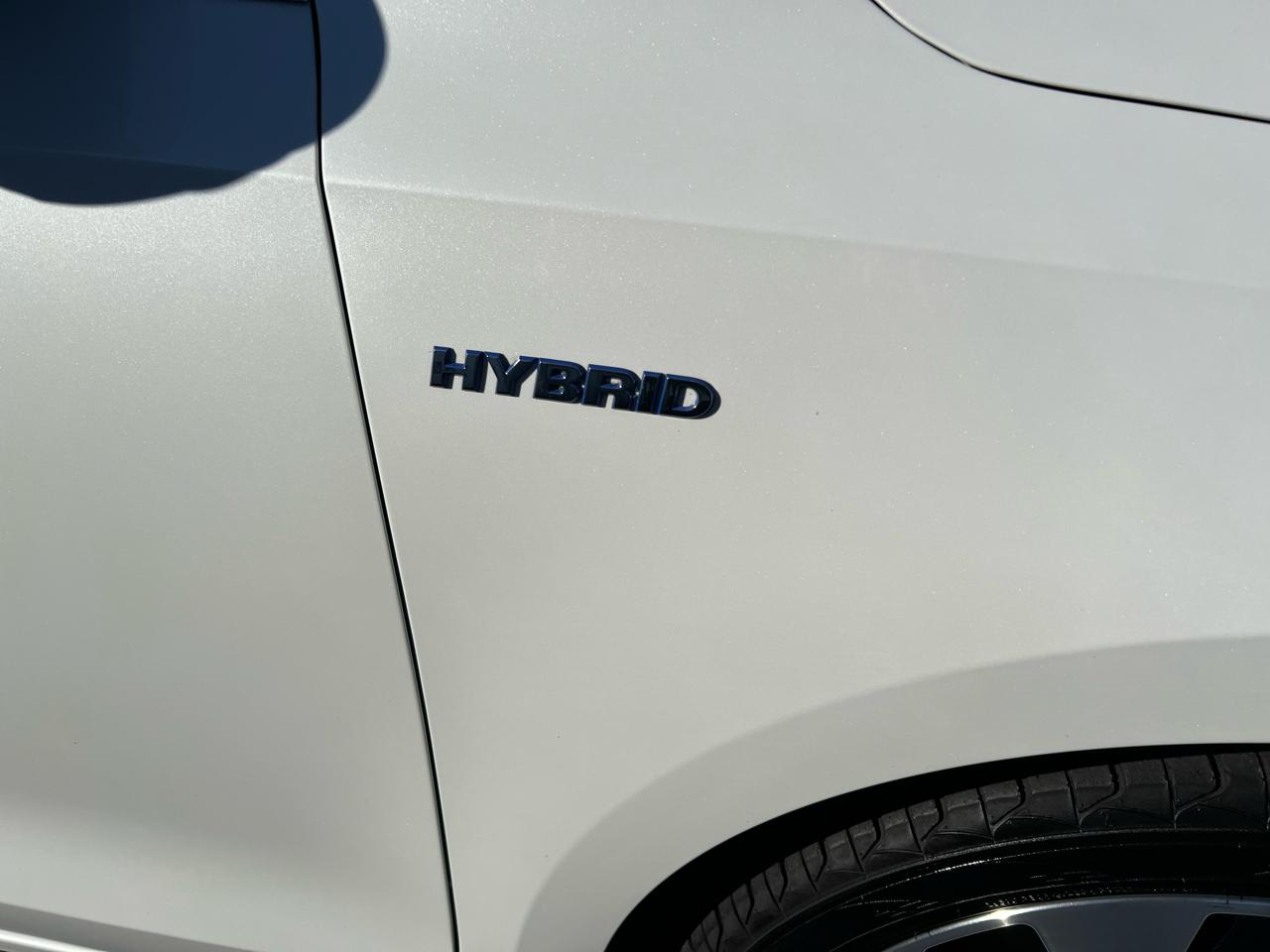 Volkswagen Jetta Sedan 4dr DSG Hybrid 2014