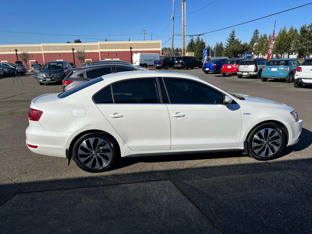 Volkswagen Jetta Sedan 4dr DSG Hybrid 2014