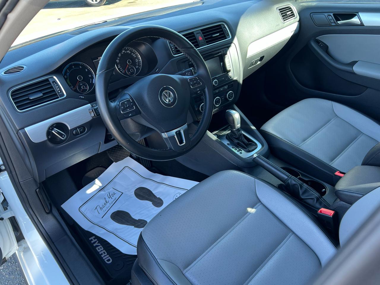 Volkswagen Jetta Sedan 4dr DSG Hybrid 2014