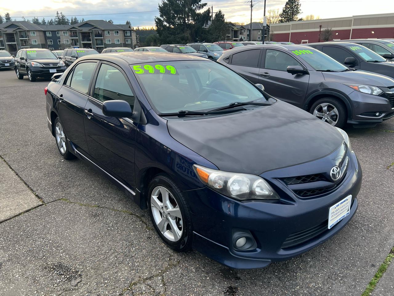 Toyota Corolla 4dr Sdn Man L (Natl) 2011