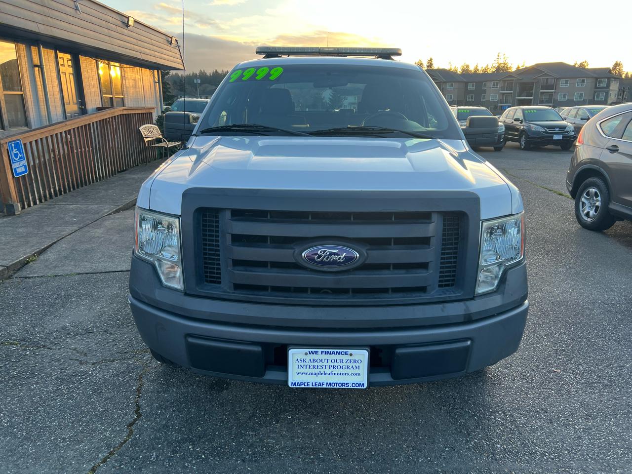 Ford F-150 2WD SuperCrew 145" XL 2009
