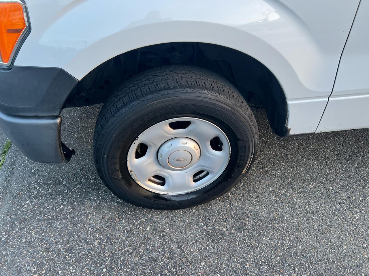 Ford F-150 2WD SuperCrew 145" XL 2009