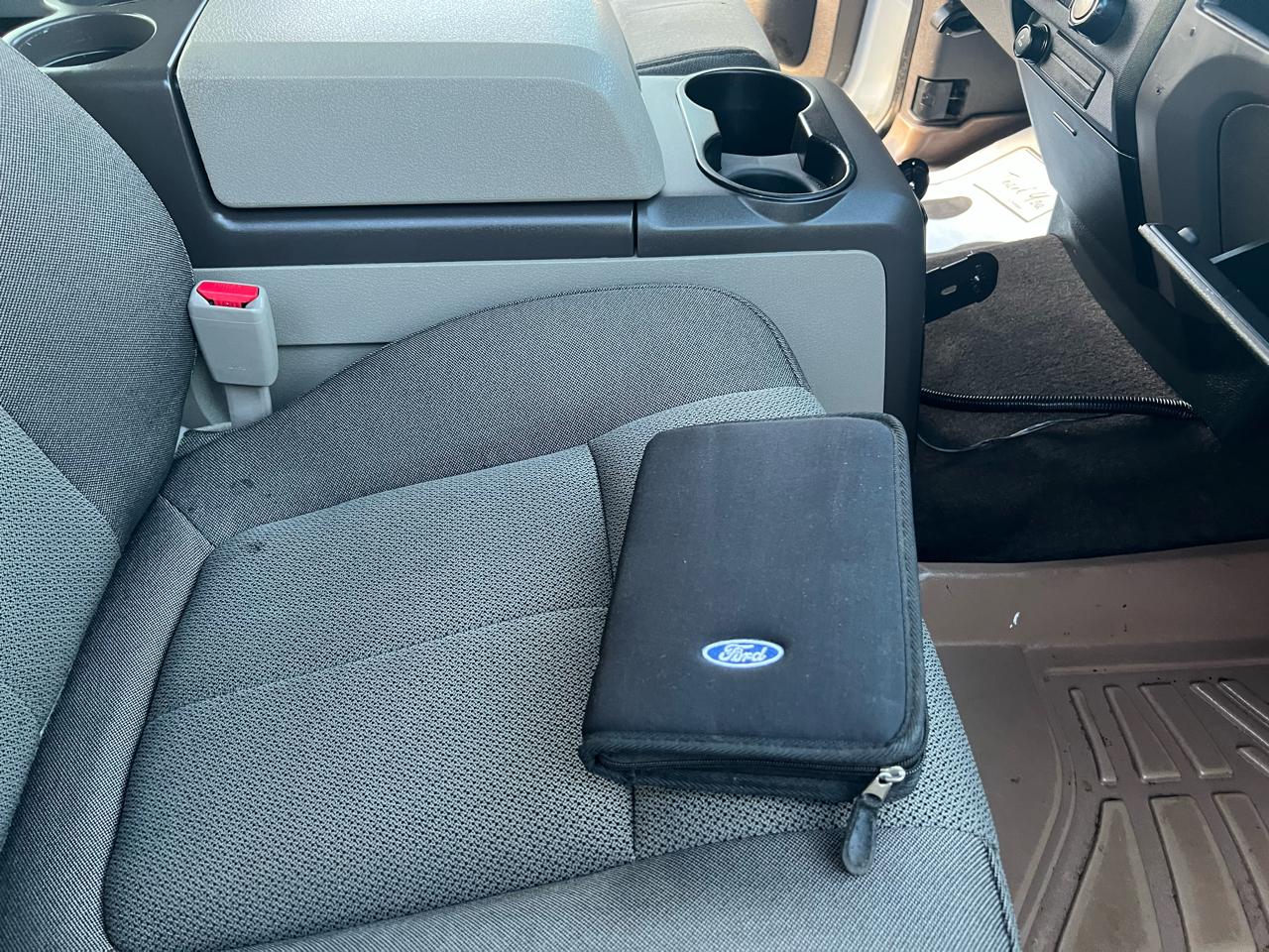 Ford F-150 2WD SuperCrew 145" XL 2009