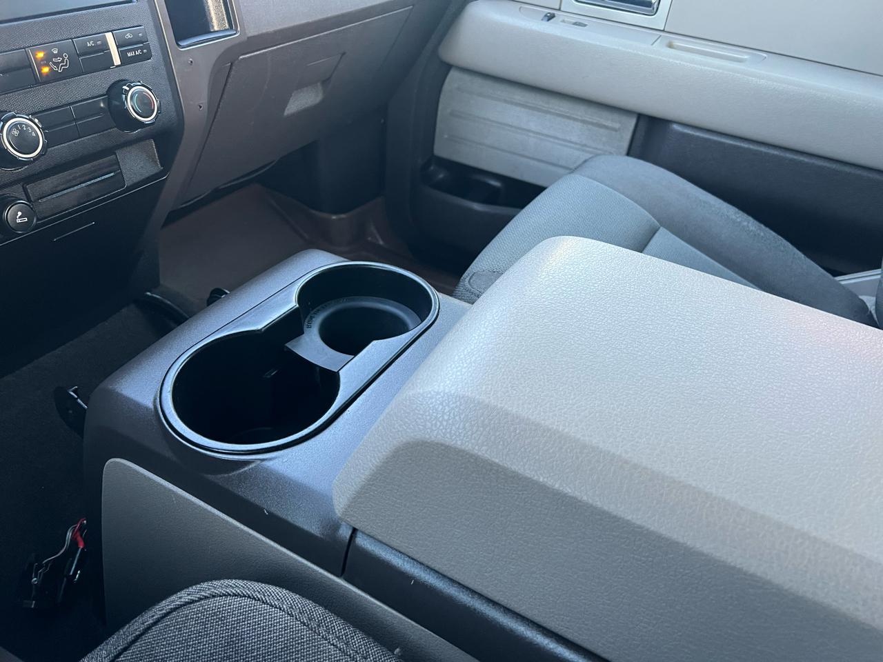 Ford F-150 2WD SuperCrew 145" XL 2009