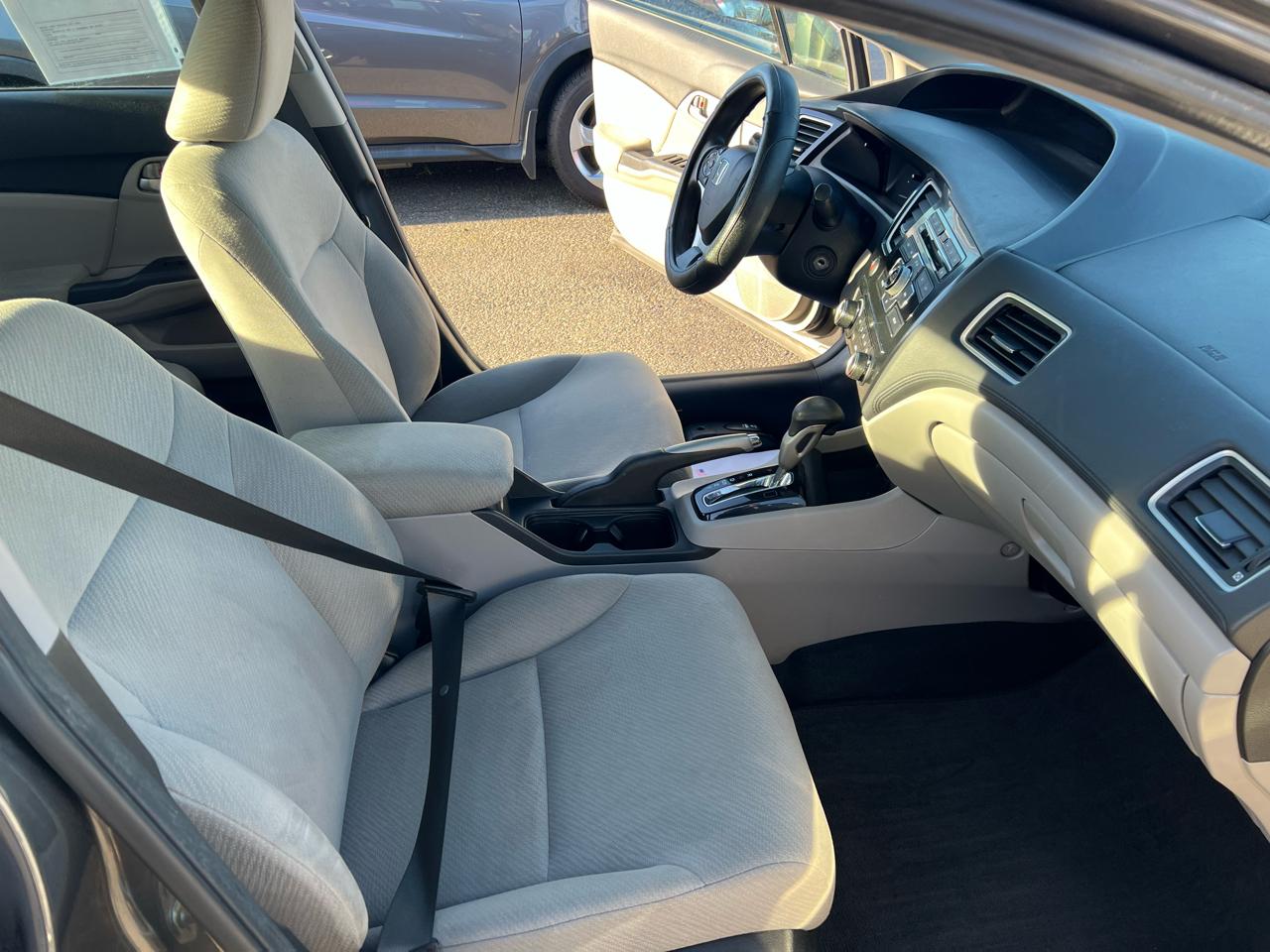 Honda Civic Sdn 4dr Auto LX 2013