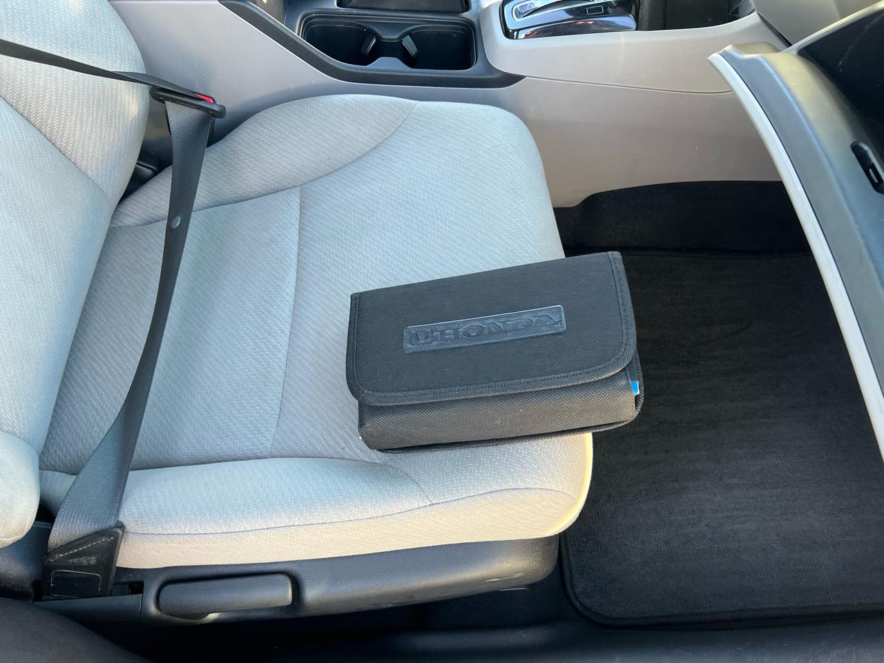 Honda Civic Sdn 4dr Auto LX 2013