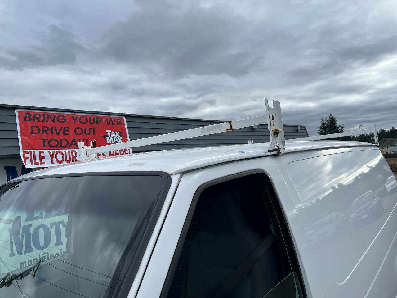 Ford Econoline Cargo Van E-250 Commercial 2013