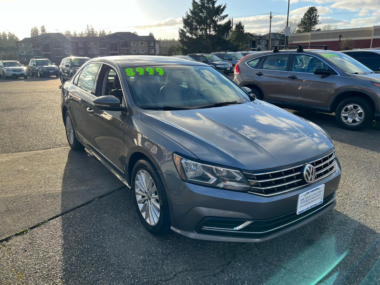 Volkswagen Passat 4dr Sdn 1.8T Auto SE PZEV 2016