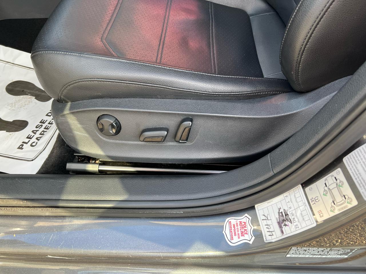 Volkswagen Passat 4dr Sdn 1.8T Auto SE PZEV 2016