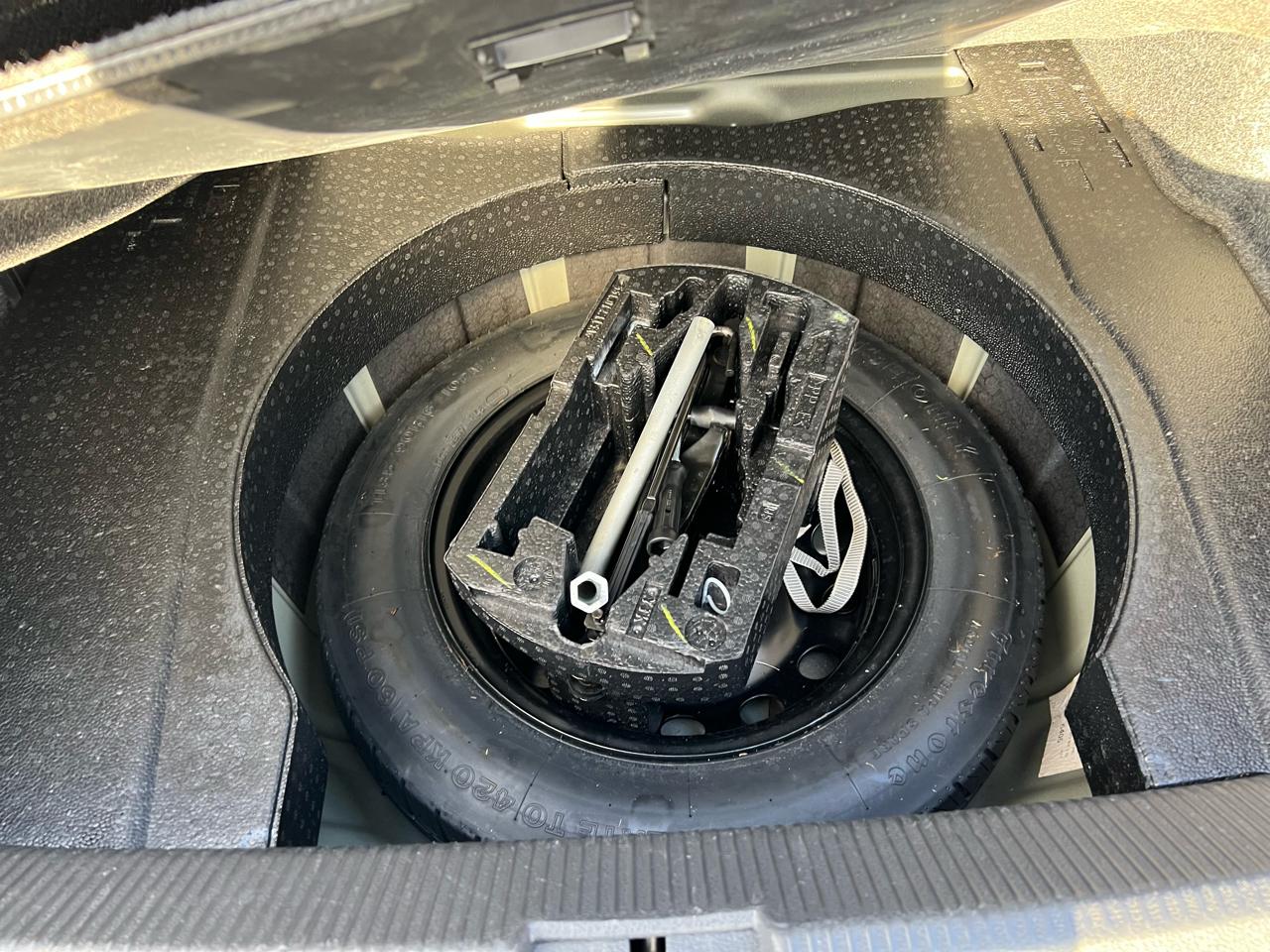 Volkswagen Passat 4dr Sdn 1.8T Auto SE PZEV 2016