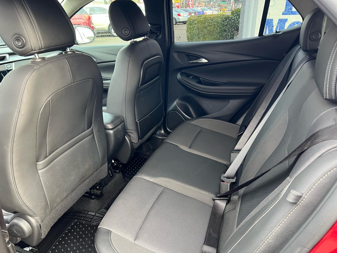 Buick Encore GX FWD 4dr Preferred 2022