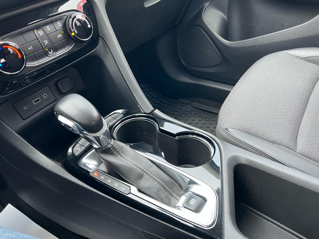 Buick Encore GX FWD 4dr Preferred 2022