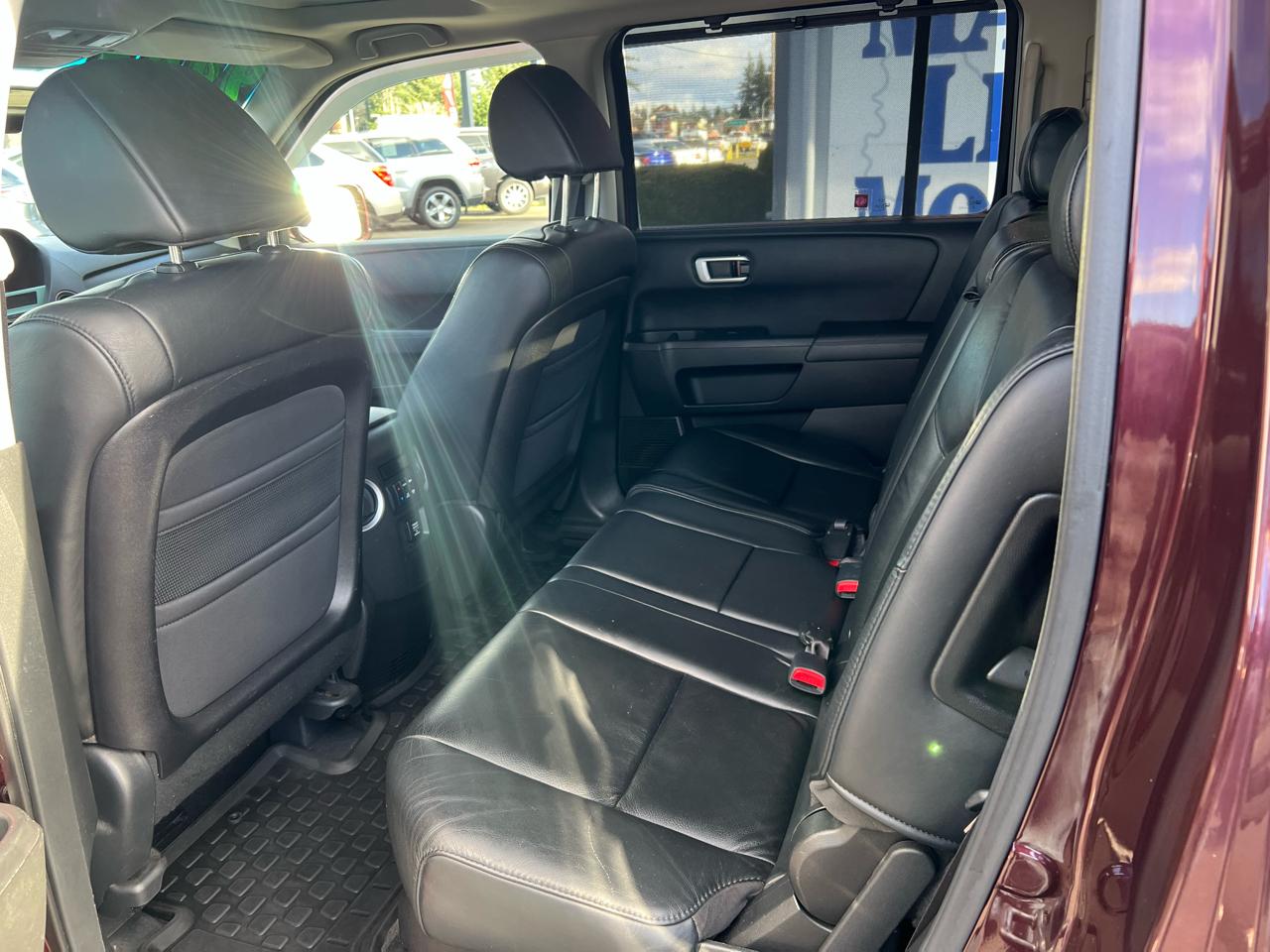 Honda Pilot 4WD 4dr Touring w/Navi 2009