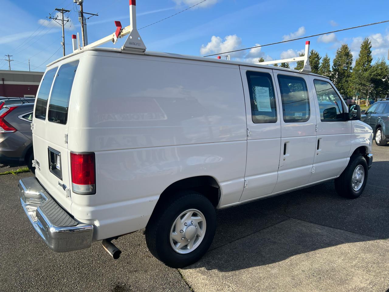 Ford Econoline Cargo Van E-250 HD 2012