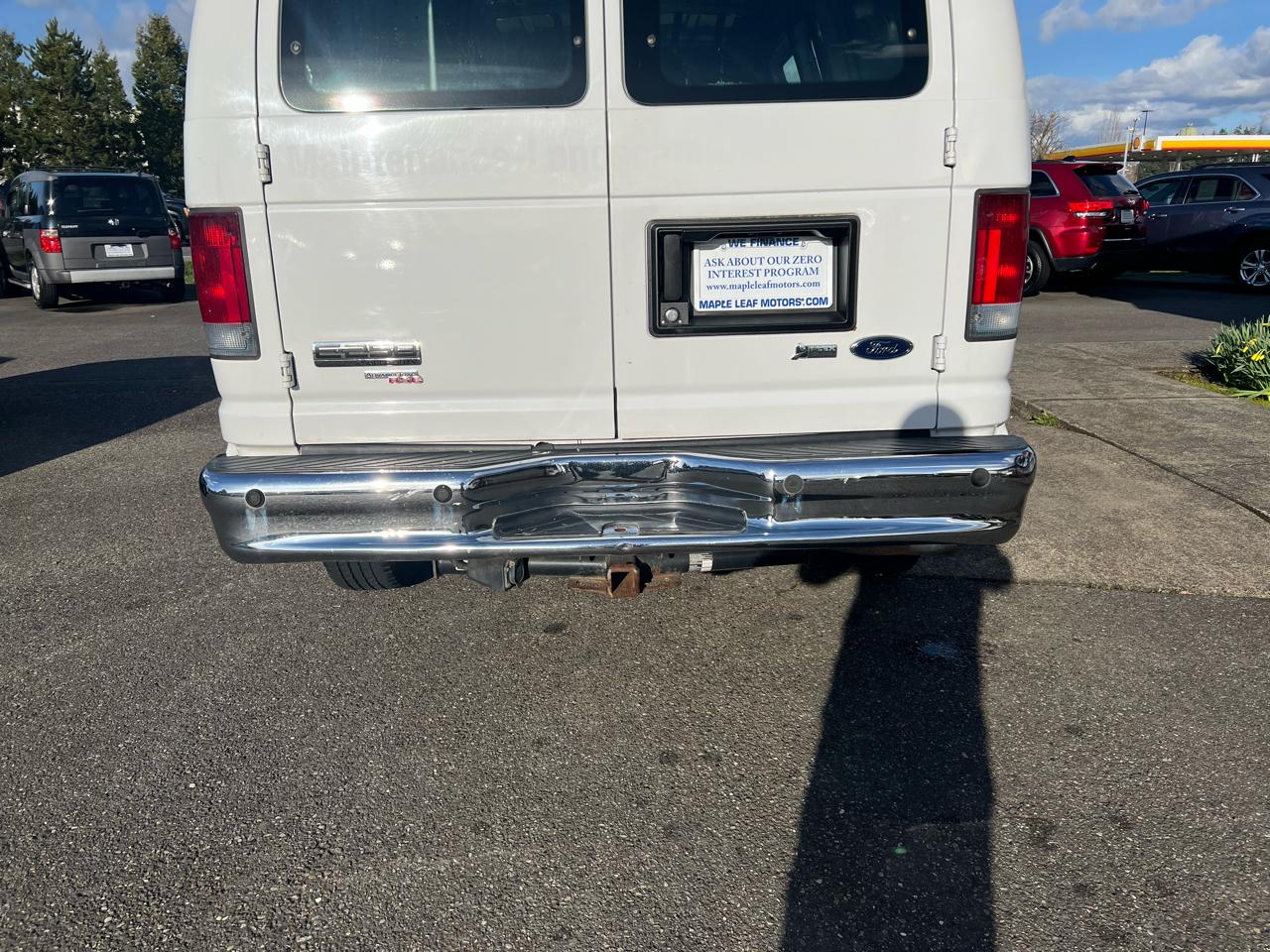 Ford Econoline Cargo Van E-250 HD 2012