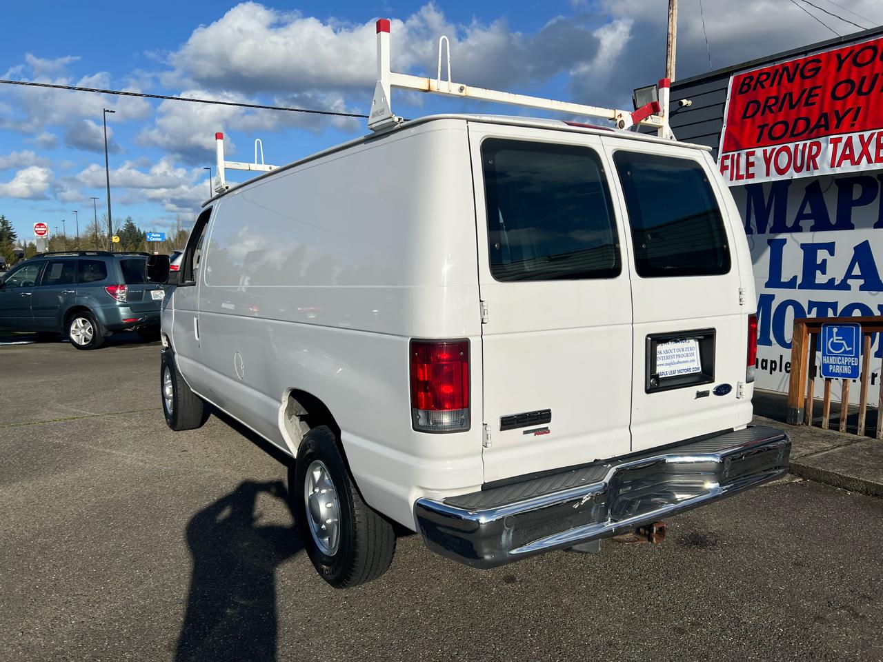 Ford Econoline Cargo Van E-250 HD 2012