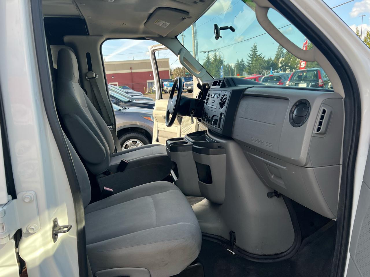 Ford Econoline Cargo Van E-250 HD 2012