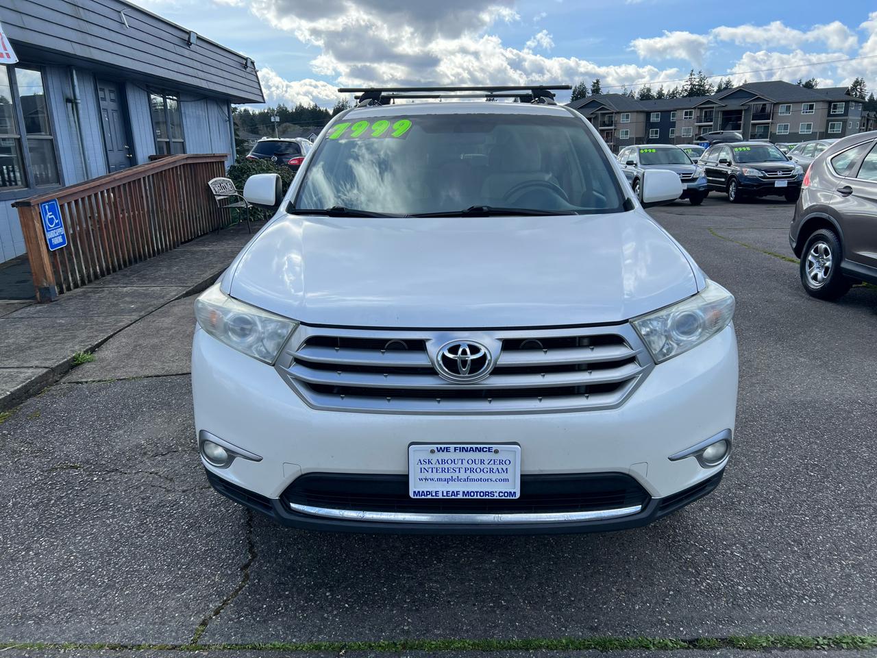 Toyota Highlander 4WD 4dr V6 (Natl) 2012