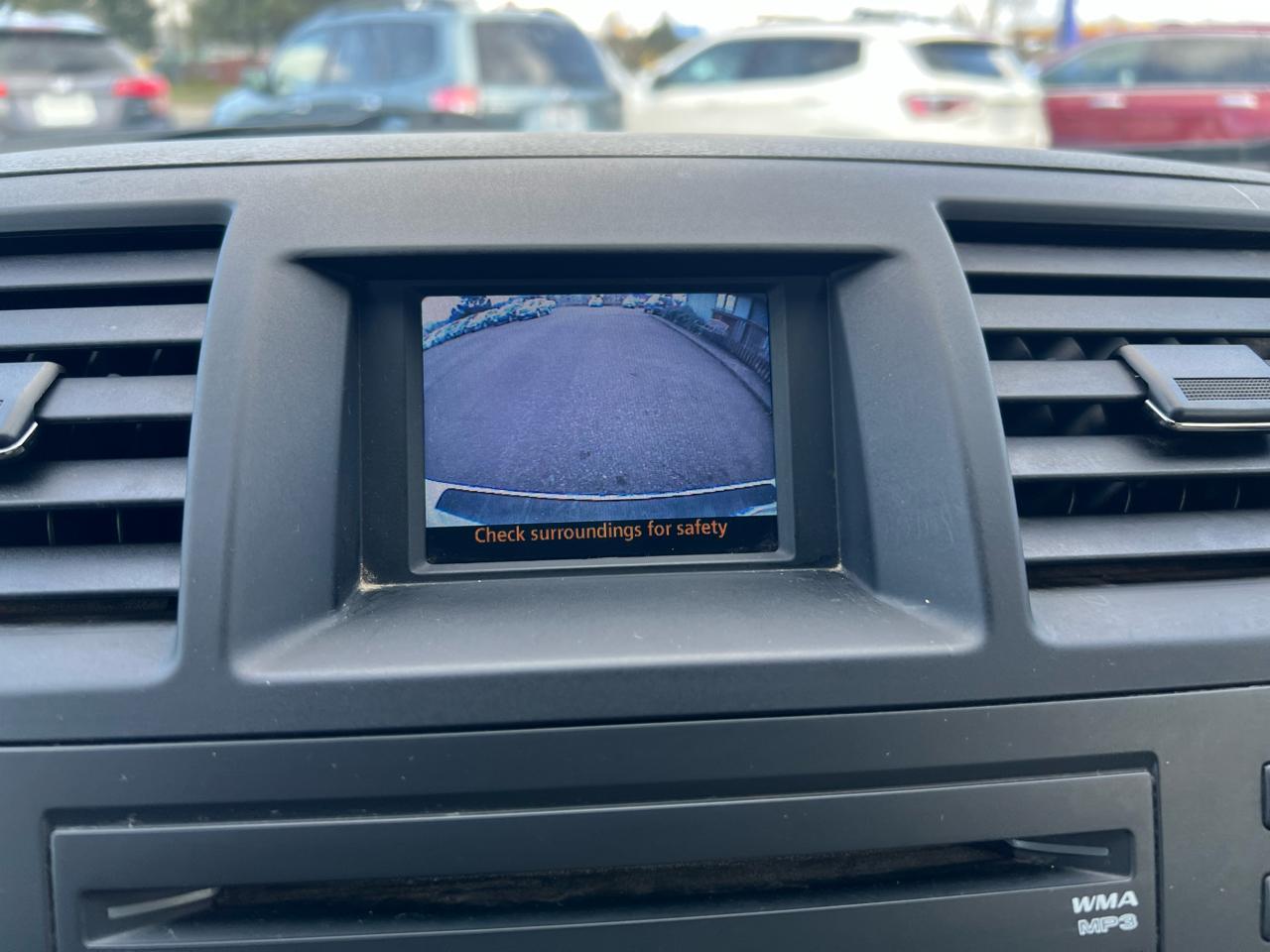 Toyota Highlander 4WD 4dr V6 (Natl) 2012