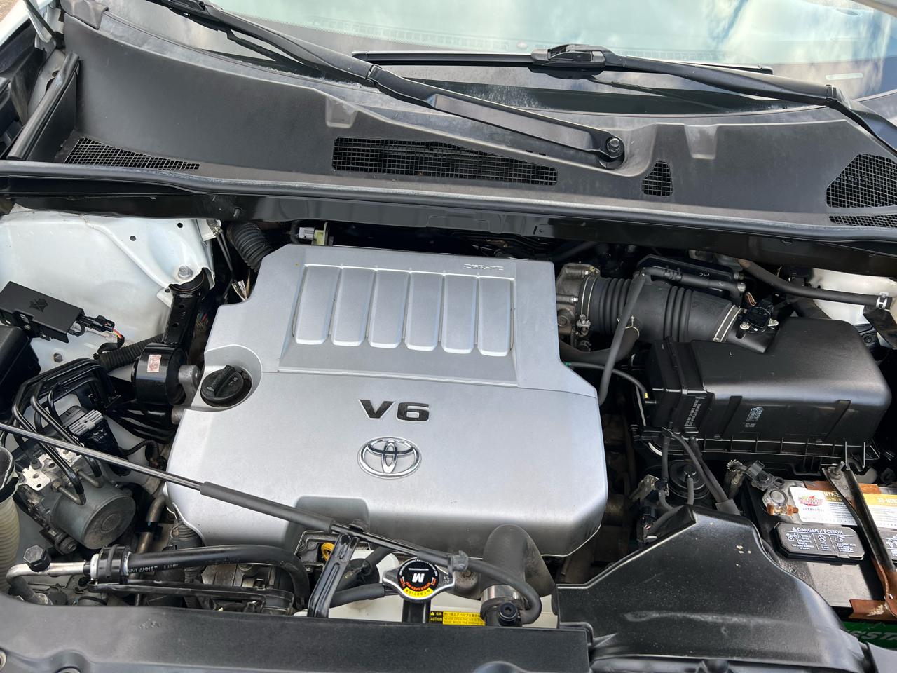 Toyota Highlander 4WD 4dr V6 (Natl) 2012