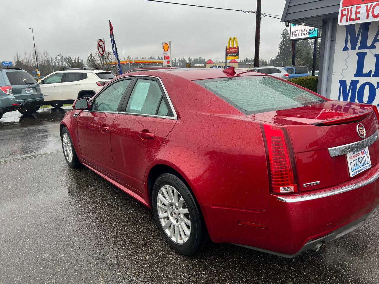 Cadillac CTS Sedan 4dr Sdn 3.0L Luxury RWD 2011