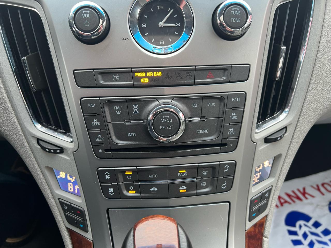 Cadillac CTS Sedan 4dr Sdn 3.0L Luxury RWD 2011