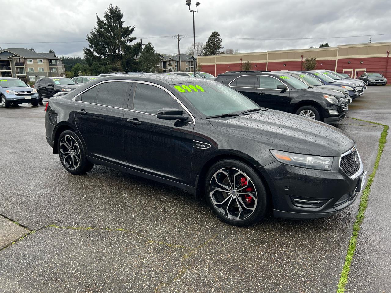 Ford Taurus 4dr Sdn SHO AWD 2013