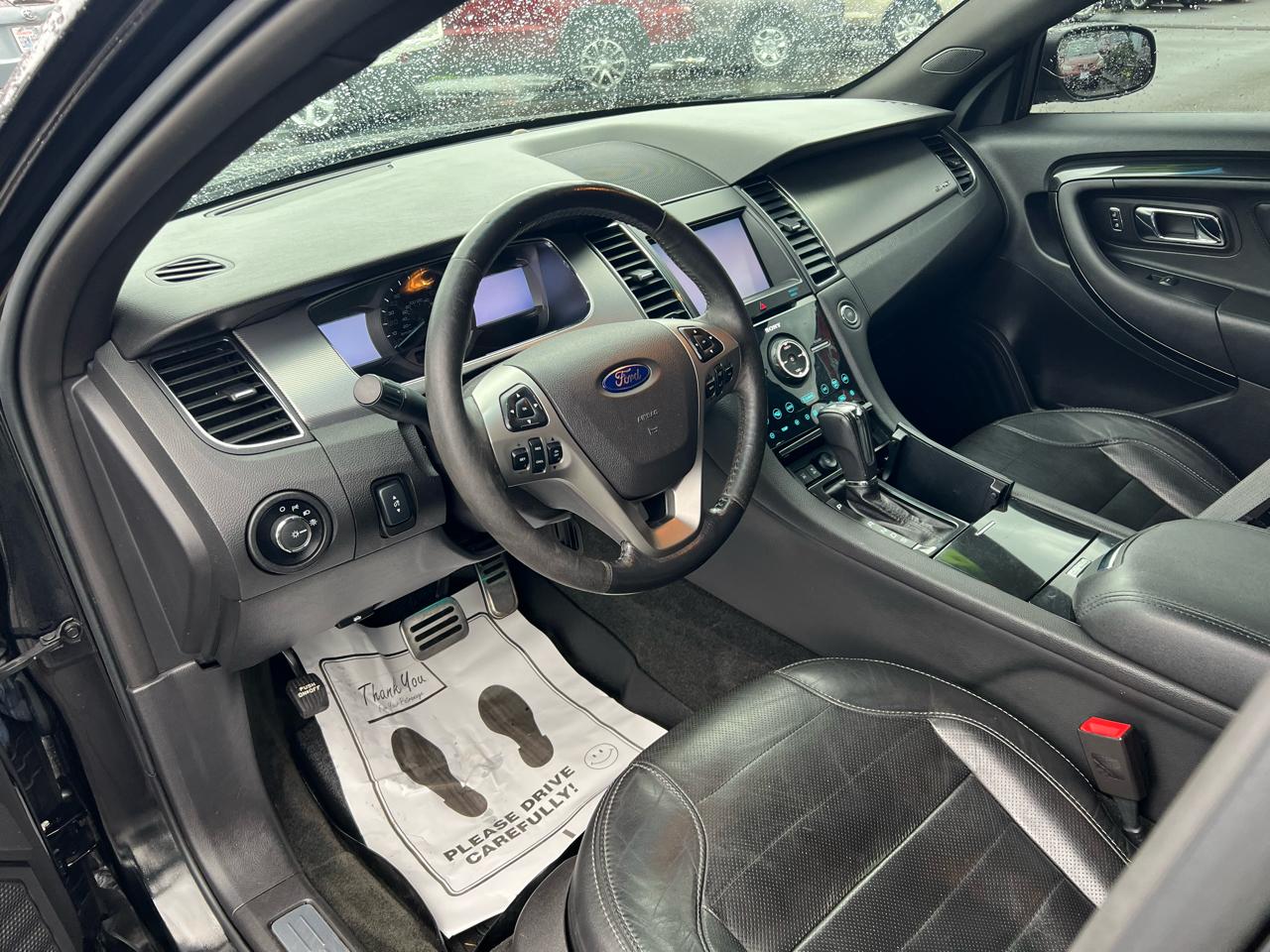 Ford Taurus 4dr Sdn SHO AWD 2013