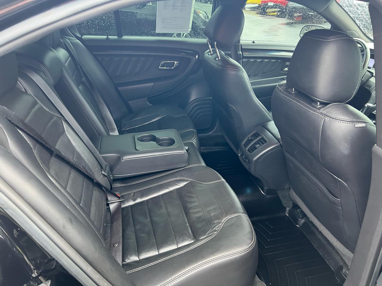 Ford Taurus 4dr Sdn SHO AWD 2013