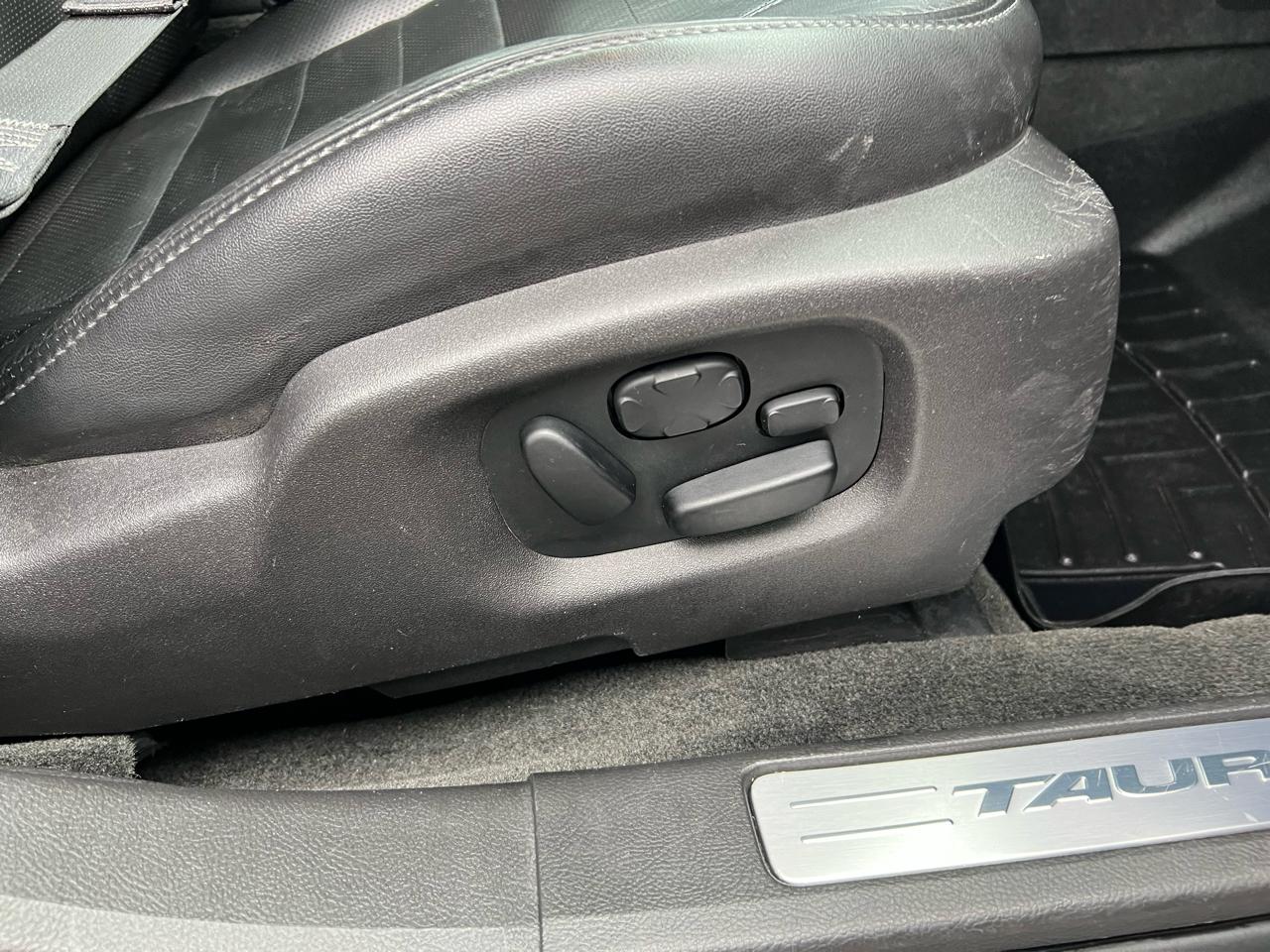 Ford Taurus 4dr Sdn SHO AWD 2013