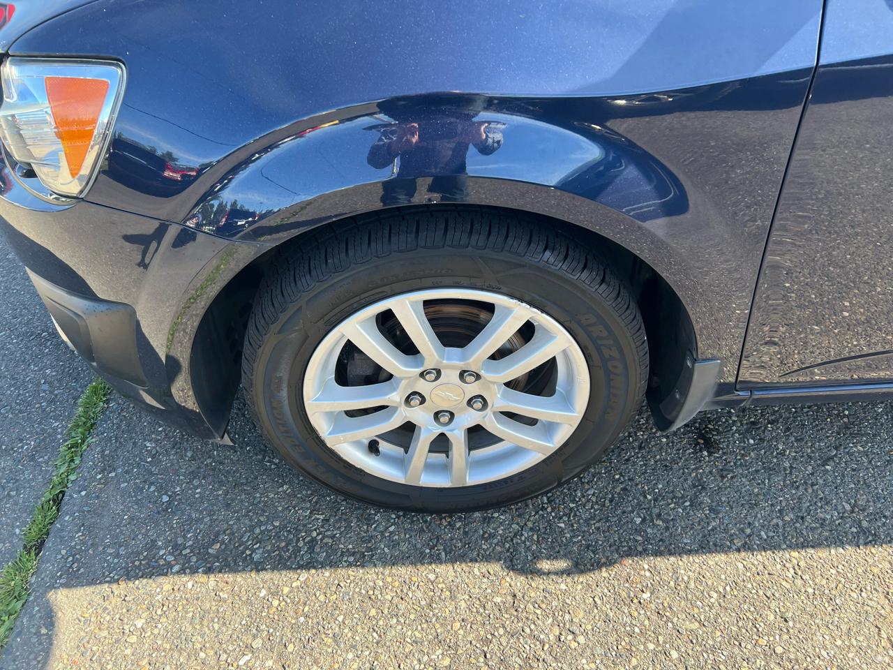 Chevrolet Sonic 5dr HB Auto LT 2015