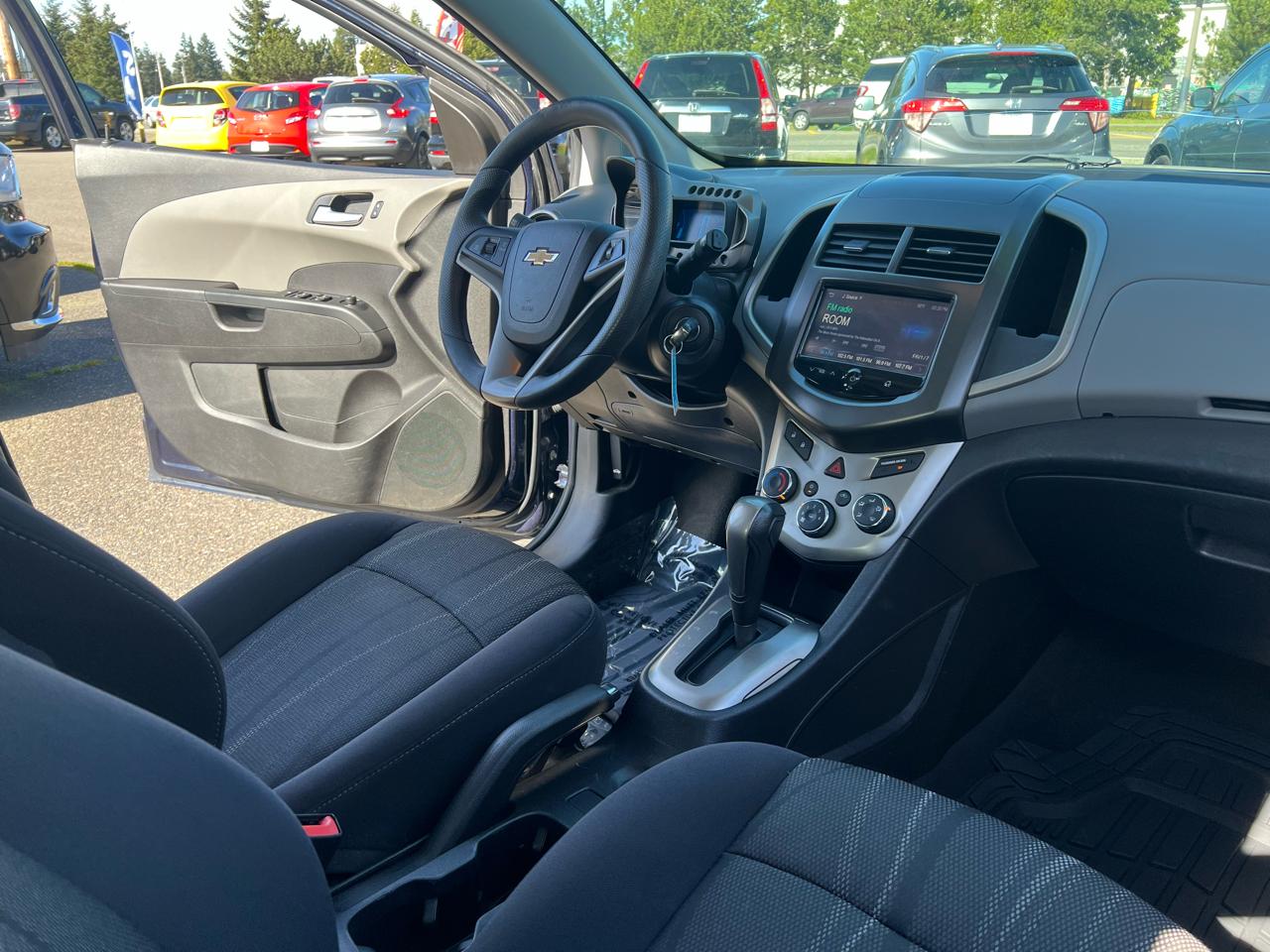 Chevrolet Sonic 5dr HB Auto LT 2015