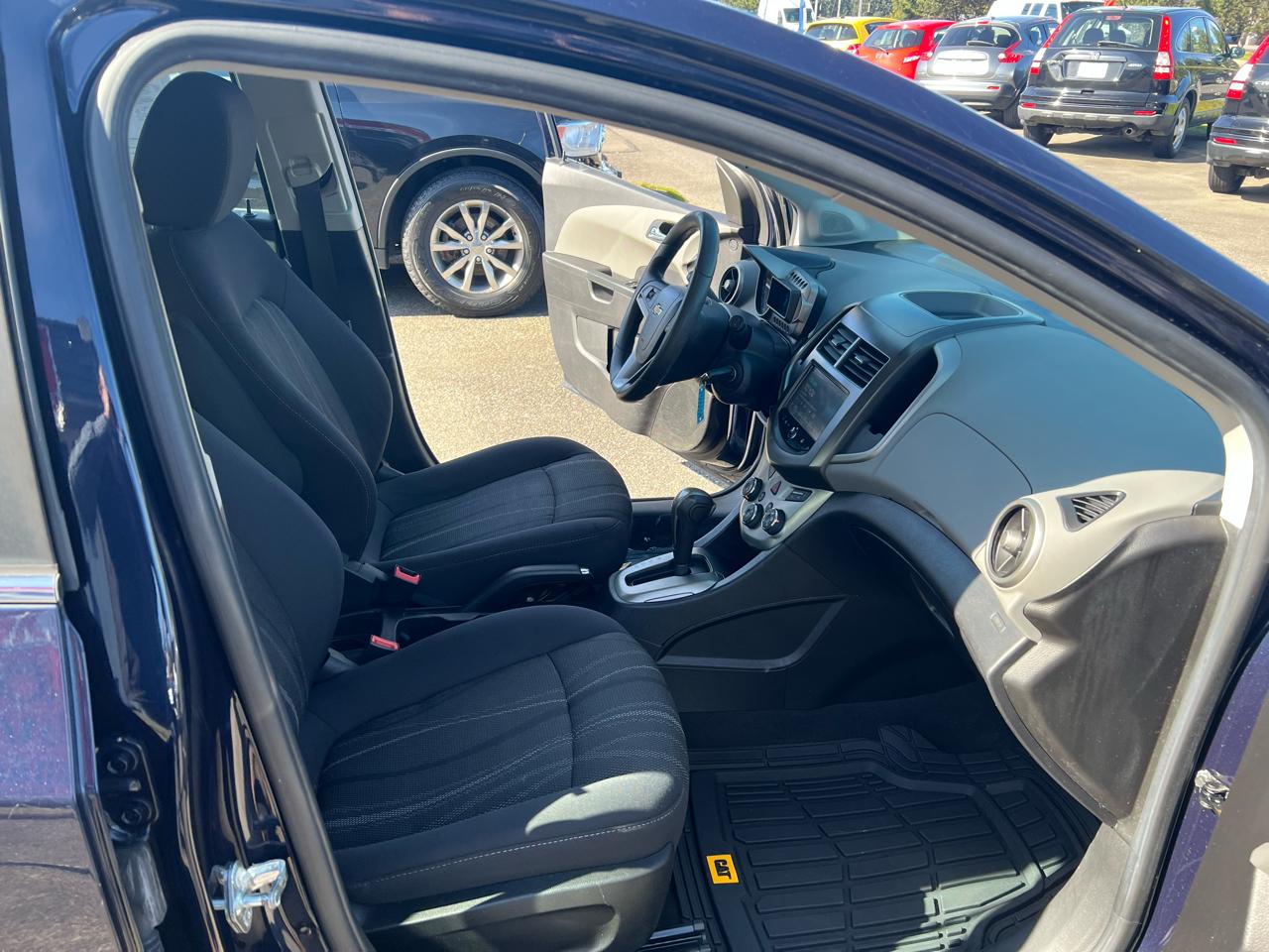 Chevrolet Sonic 5dr HB Auto LT 2015