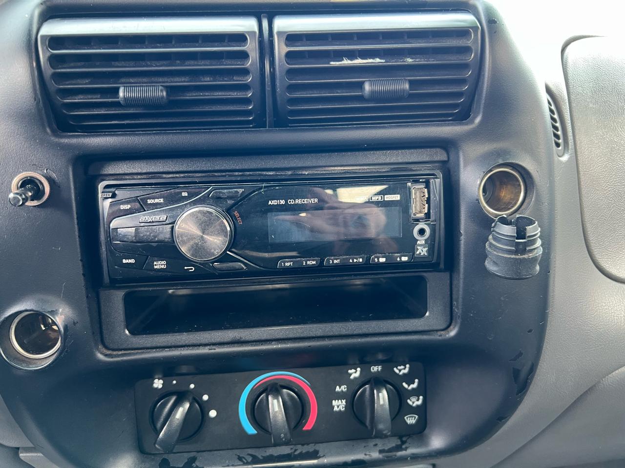 Ford Ranger 2dr Supercab 3.0L XL 2002