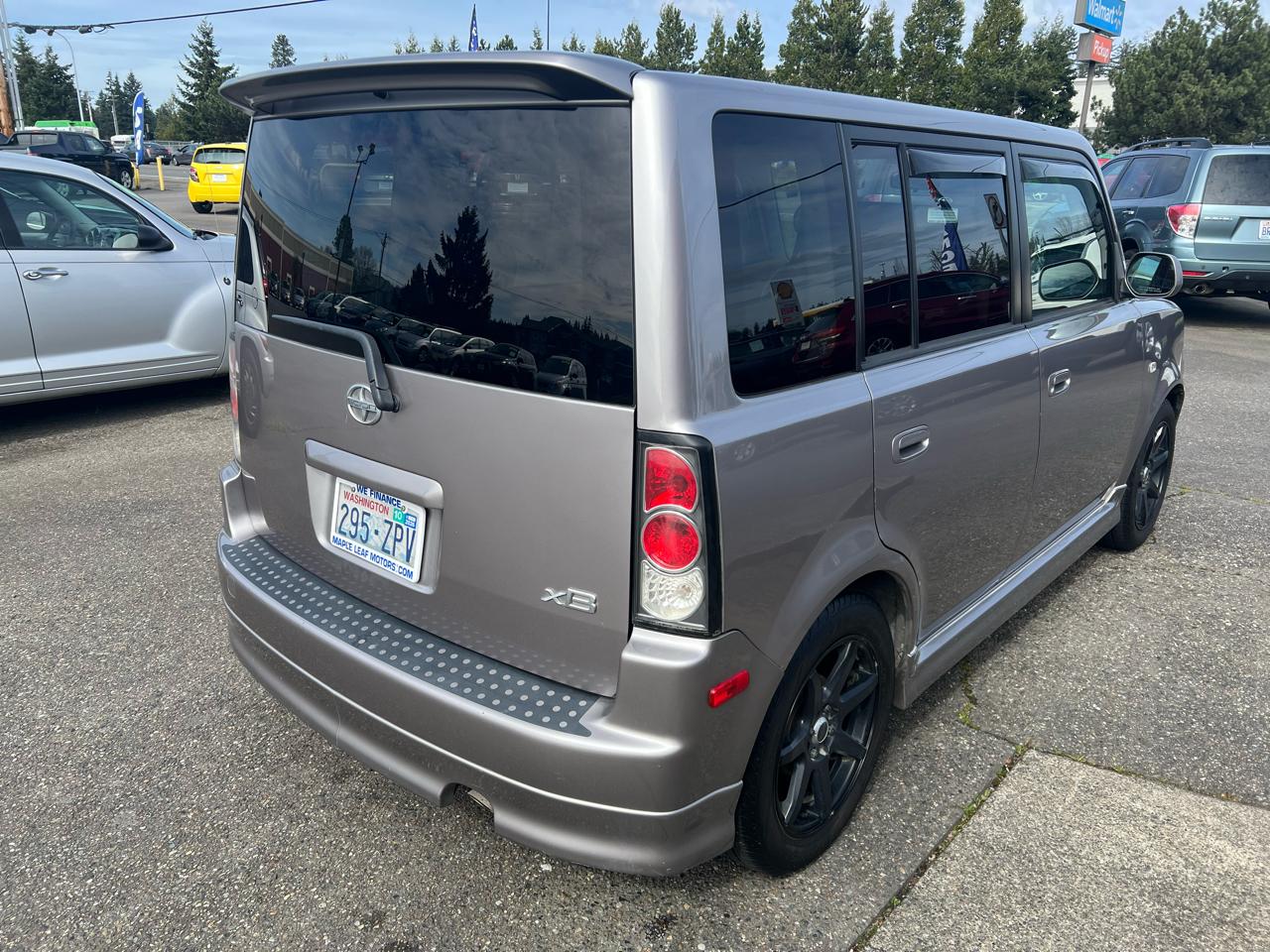 Scion xB Base 4D Wagon 2006