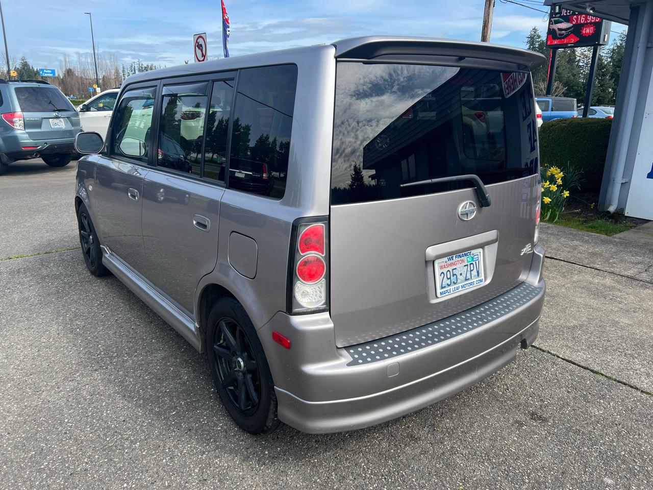 Scion xB Base 4D Wagon 2006