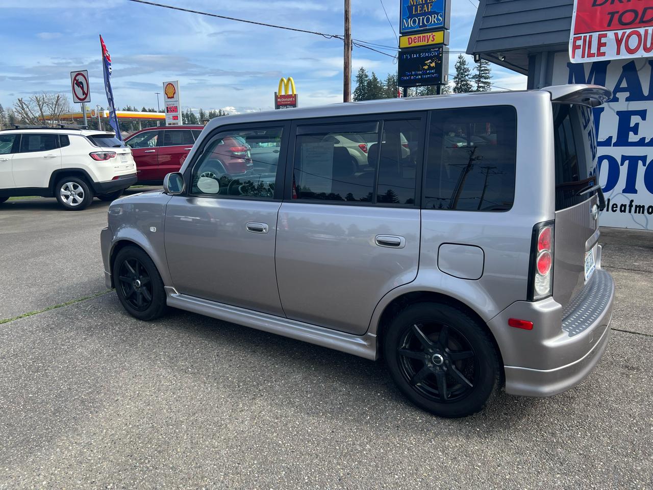 Scion xB Base 4D Wagon 2006