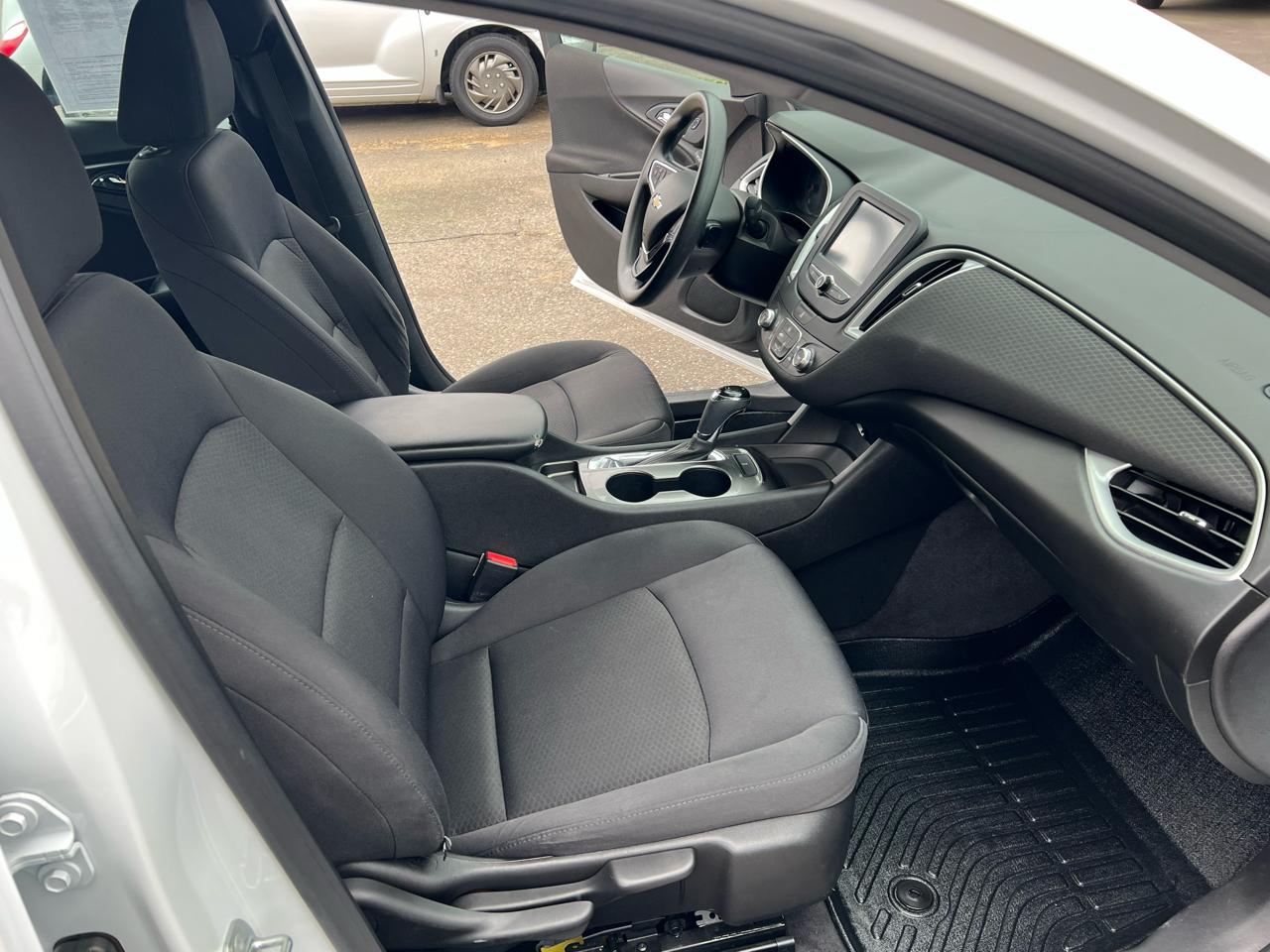 Chevrolet Malibu 4dr Sdn LS w/1LS 2016