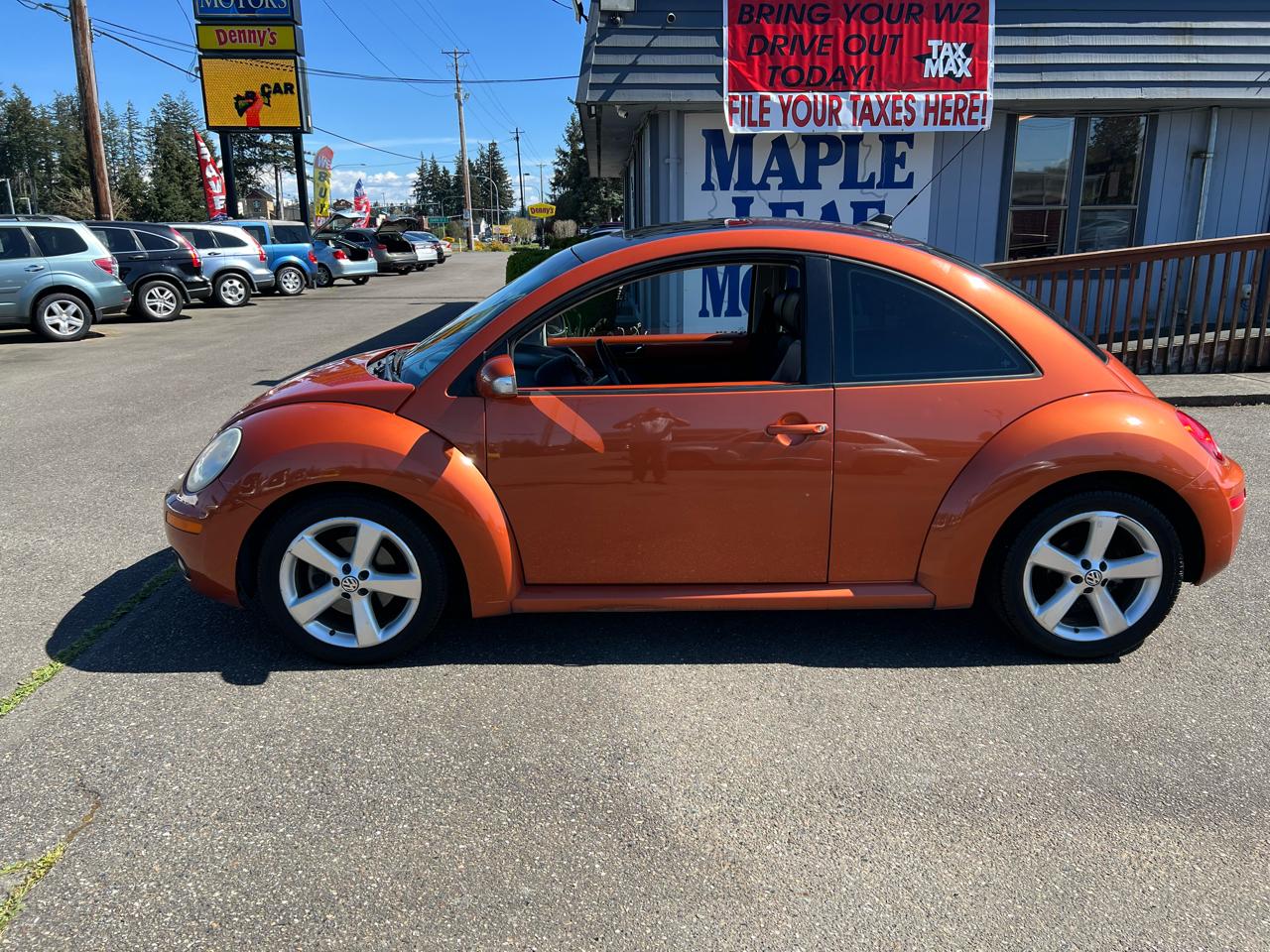 Volkswagen New Beetle Coupe 2dr 2.5L Auto 2010